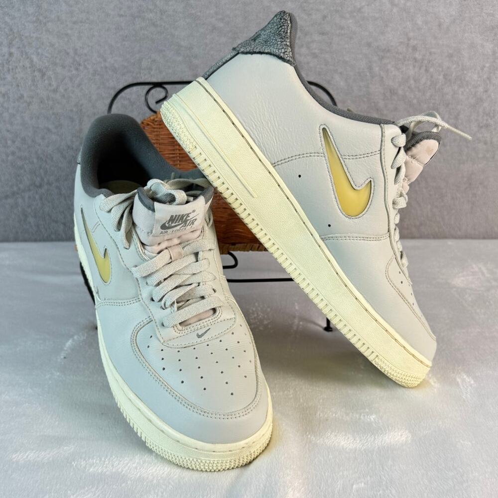 Nike Air Force 1 ’07 LX Jewel Swoosh Light Bone Coconut Milk Men's Size 10